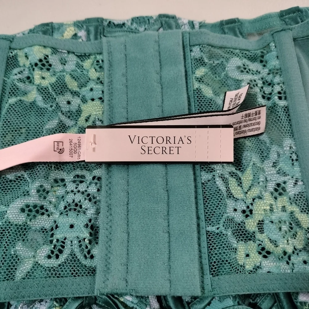 Victoria's Secret Dream Angels Unlined Lace-Up Corset Top